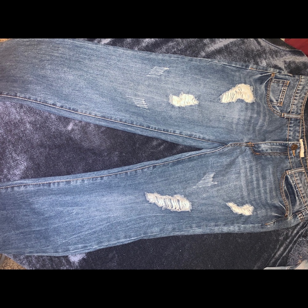 Blue Asphalt ripped denim 11/30